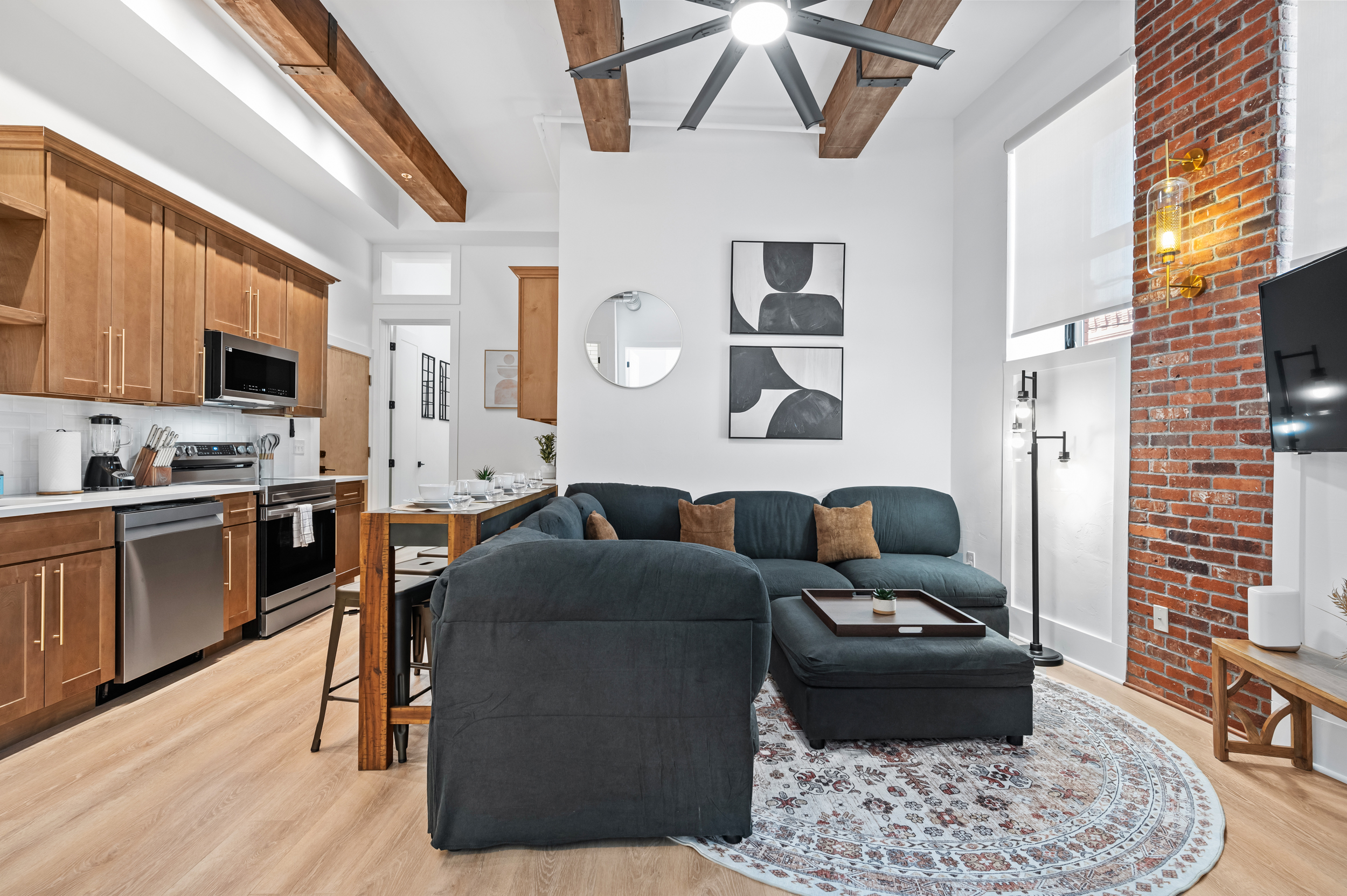 251 Pearl St. #207