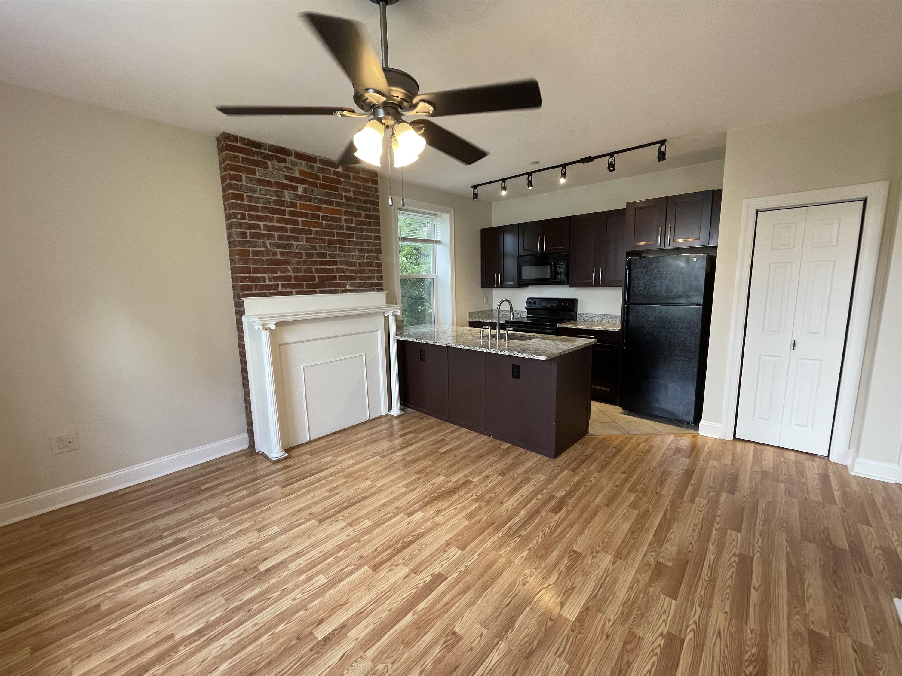 440 S. Fairmount St. #3