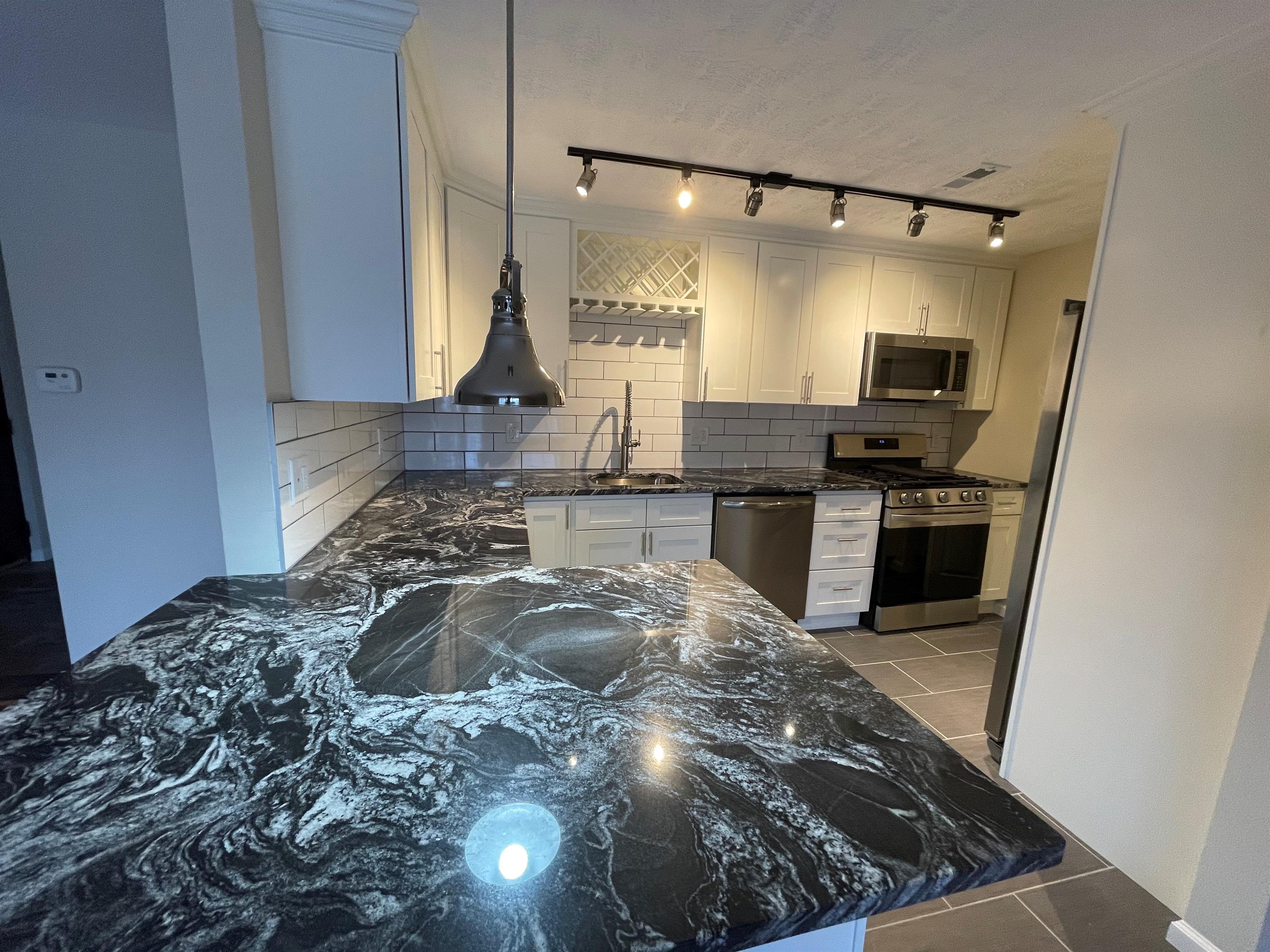 7457 Light House Point