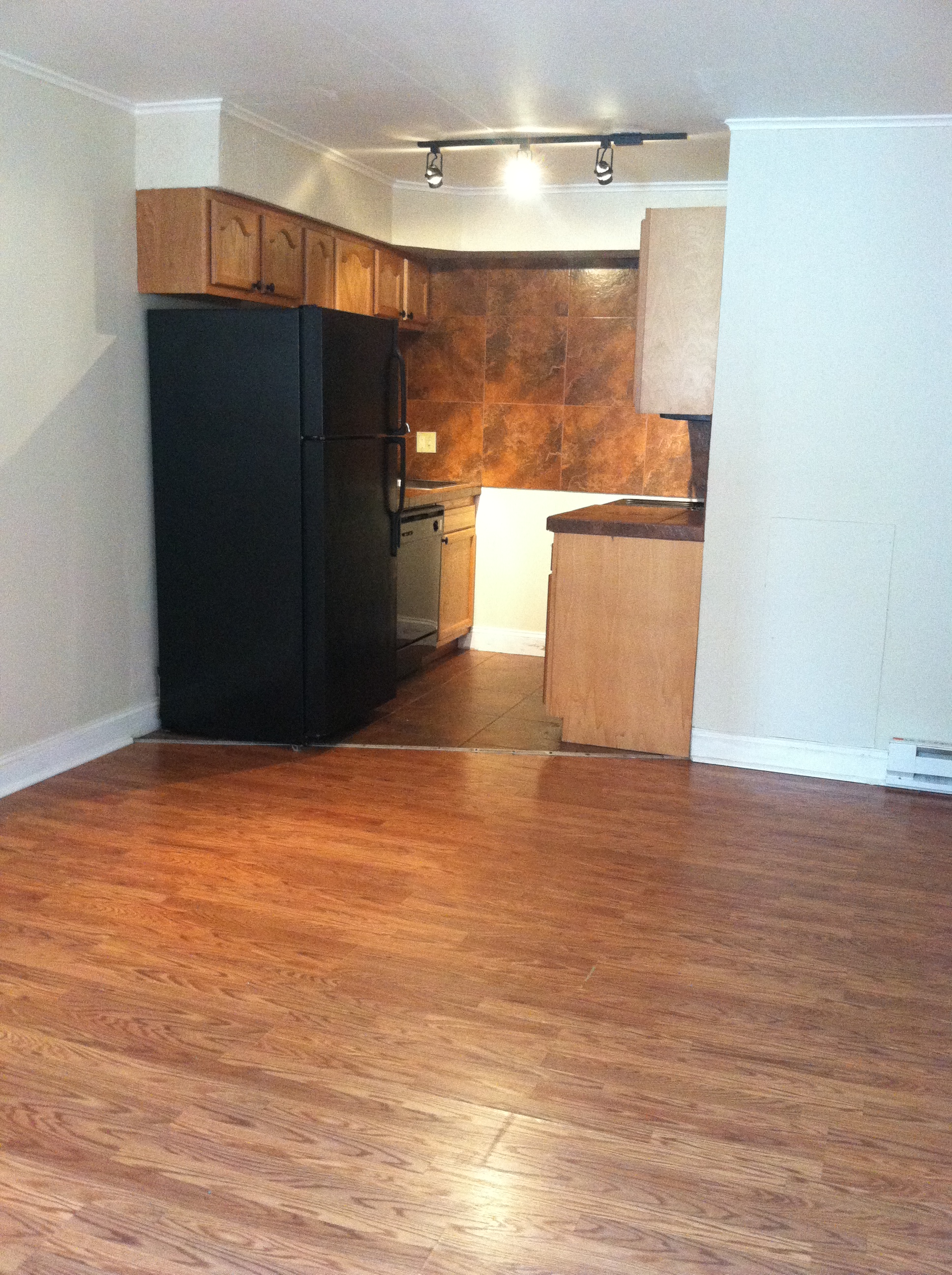 205 Robinson St. # 13