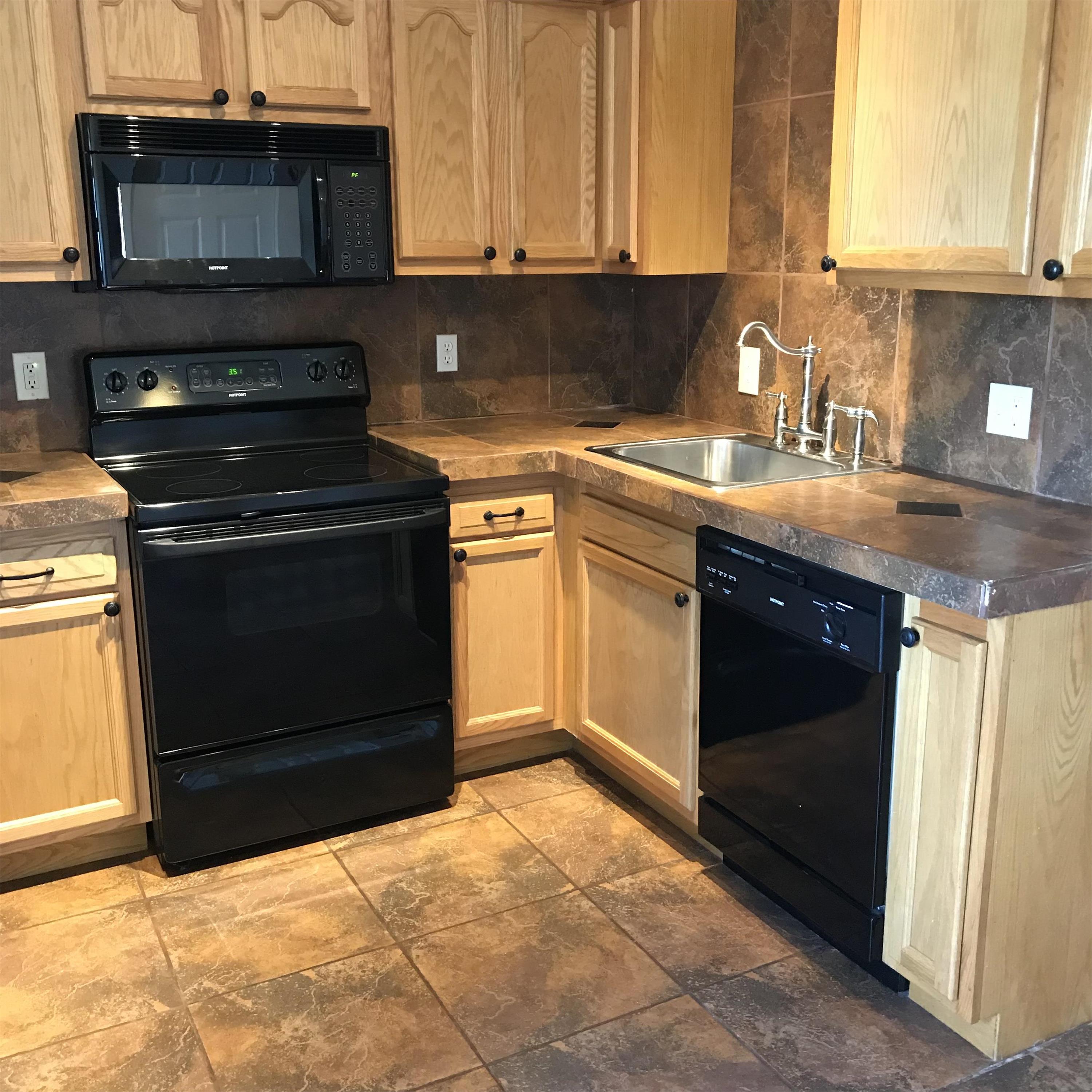 521 S. Braddock Ave. 2R