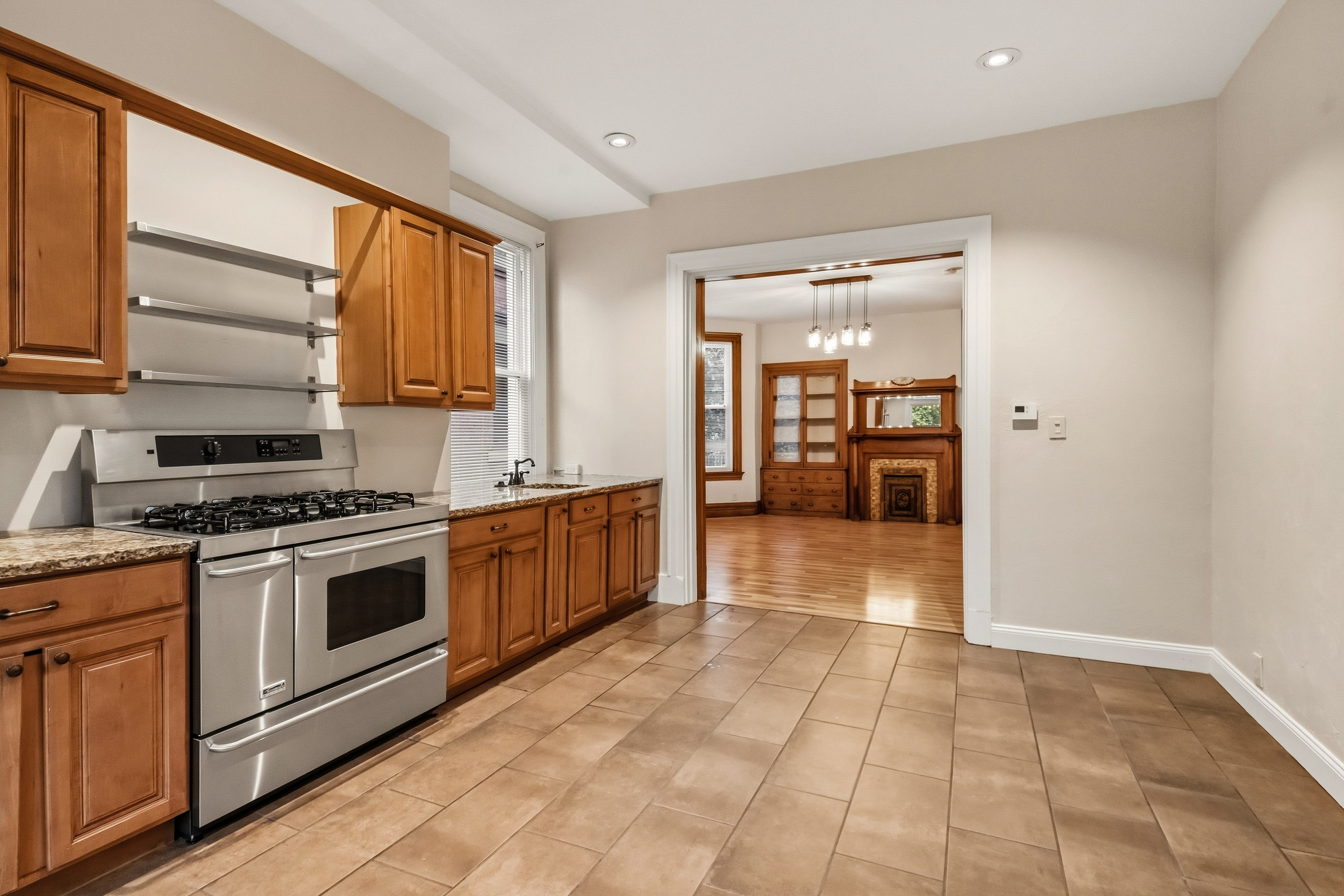 347 Stratford Avenue #1