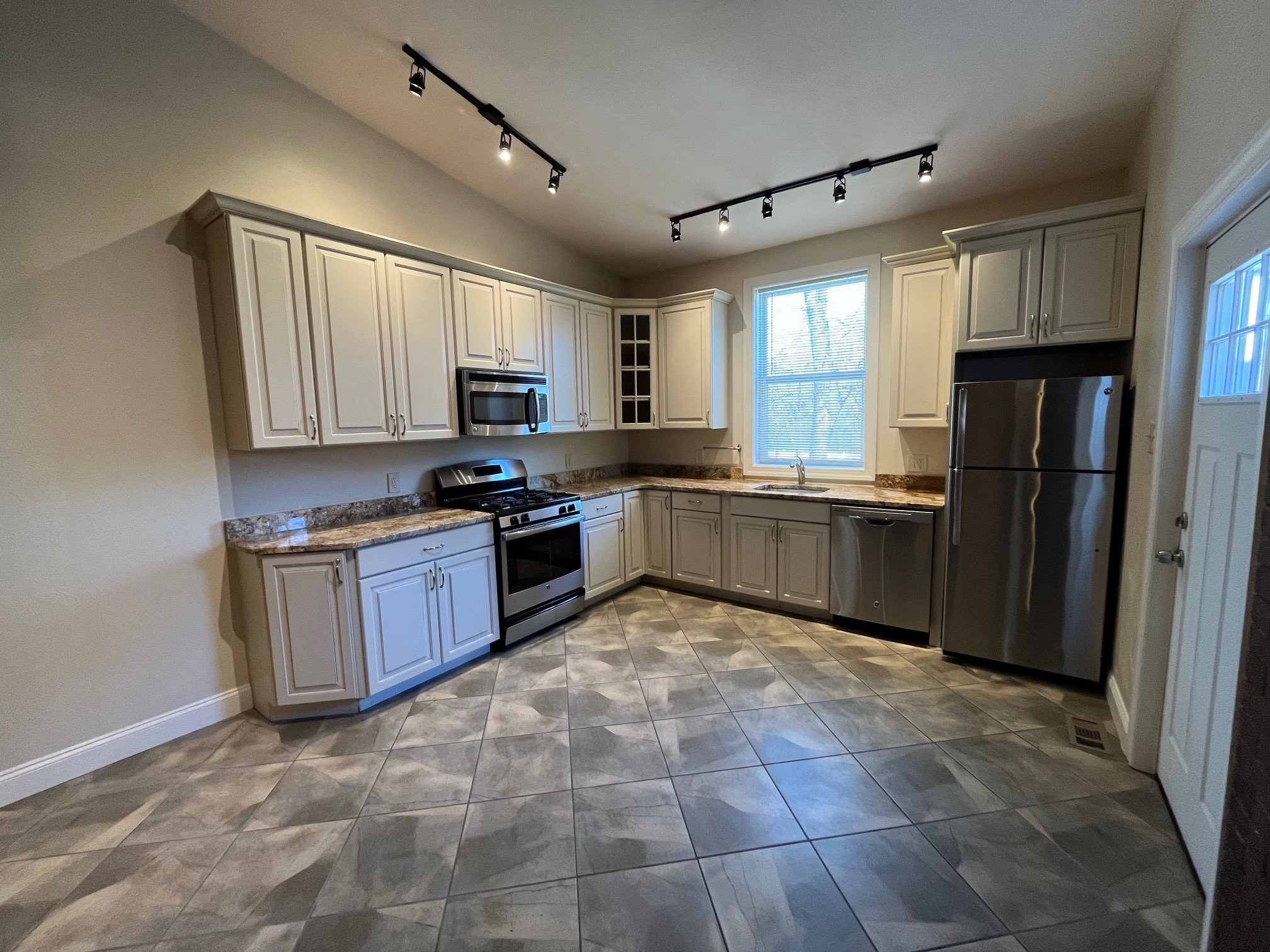 6741 McPherson Blvd. #1