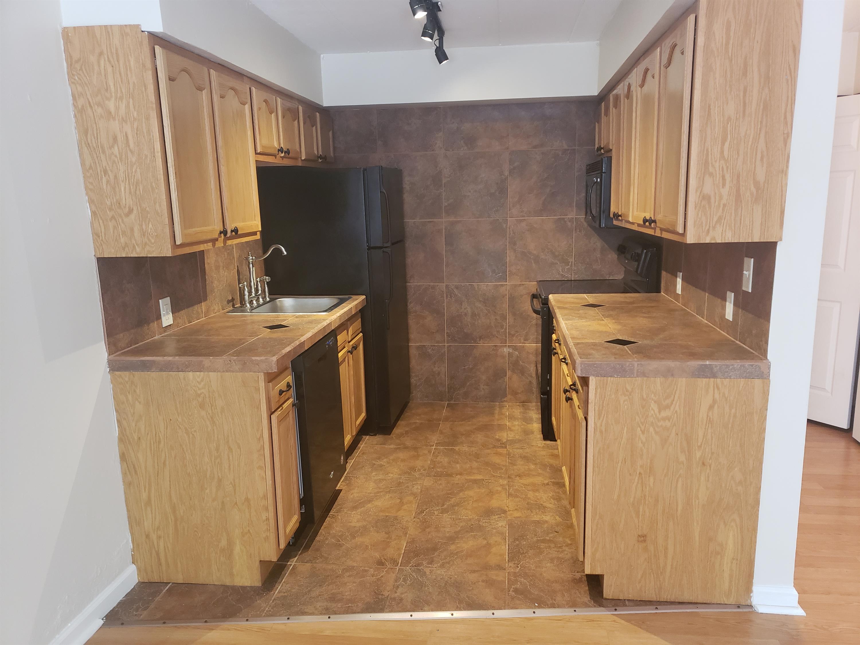 151 Robinson St. # 14