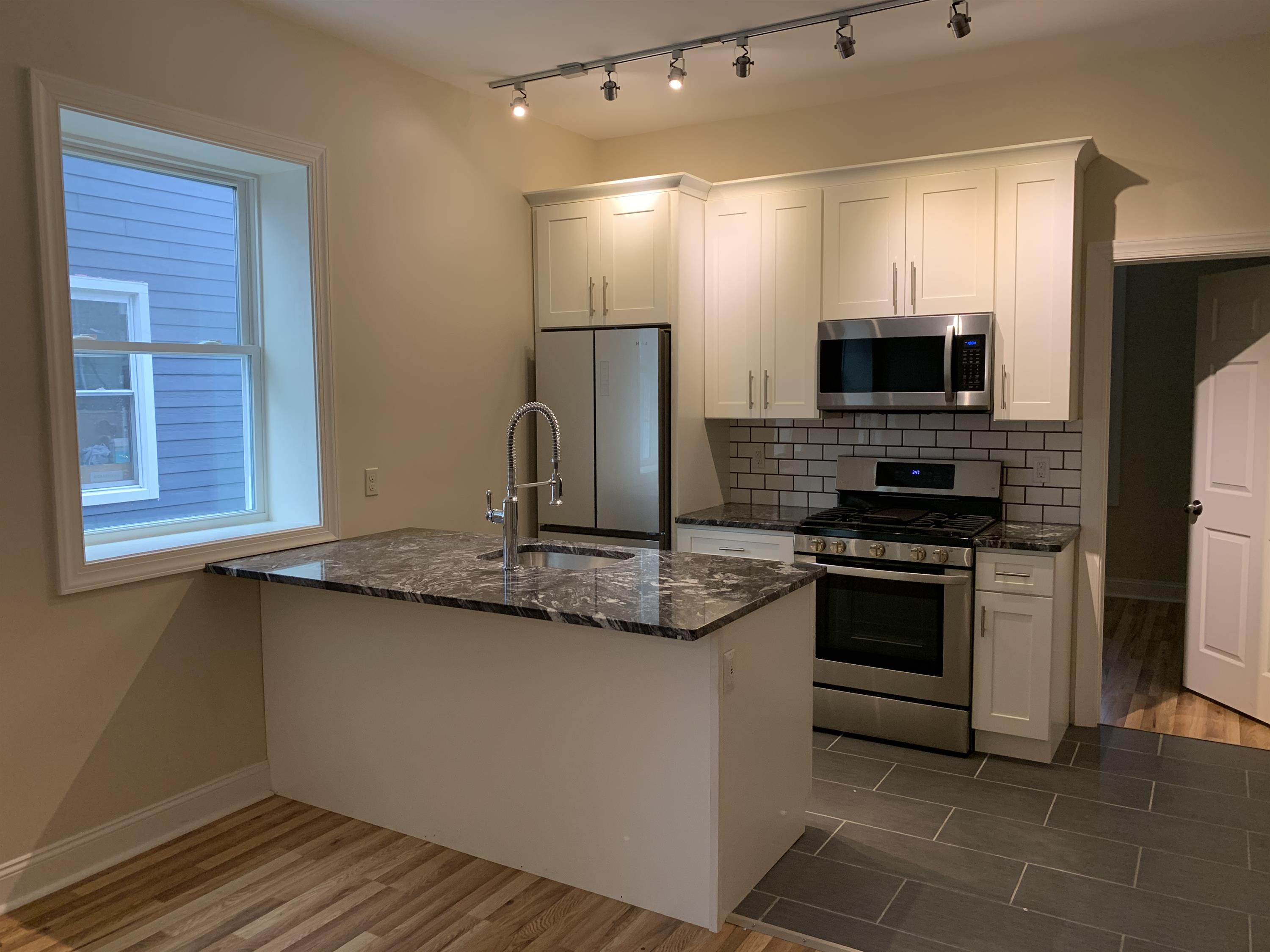 517 N. Saint Clair St #1