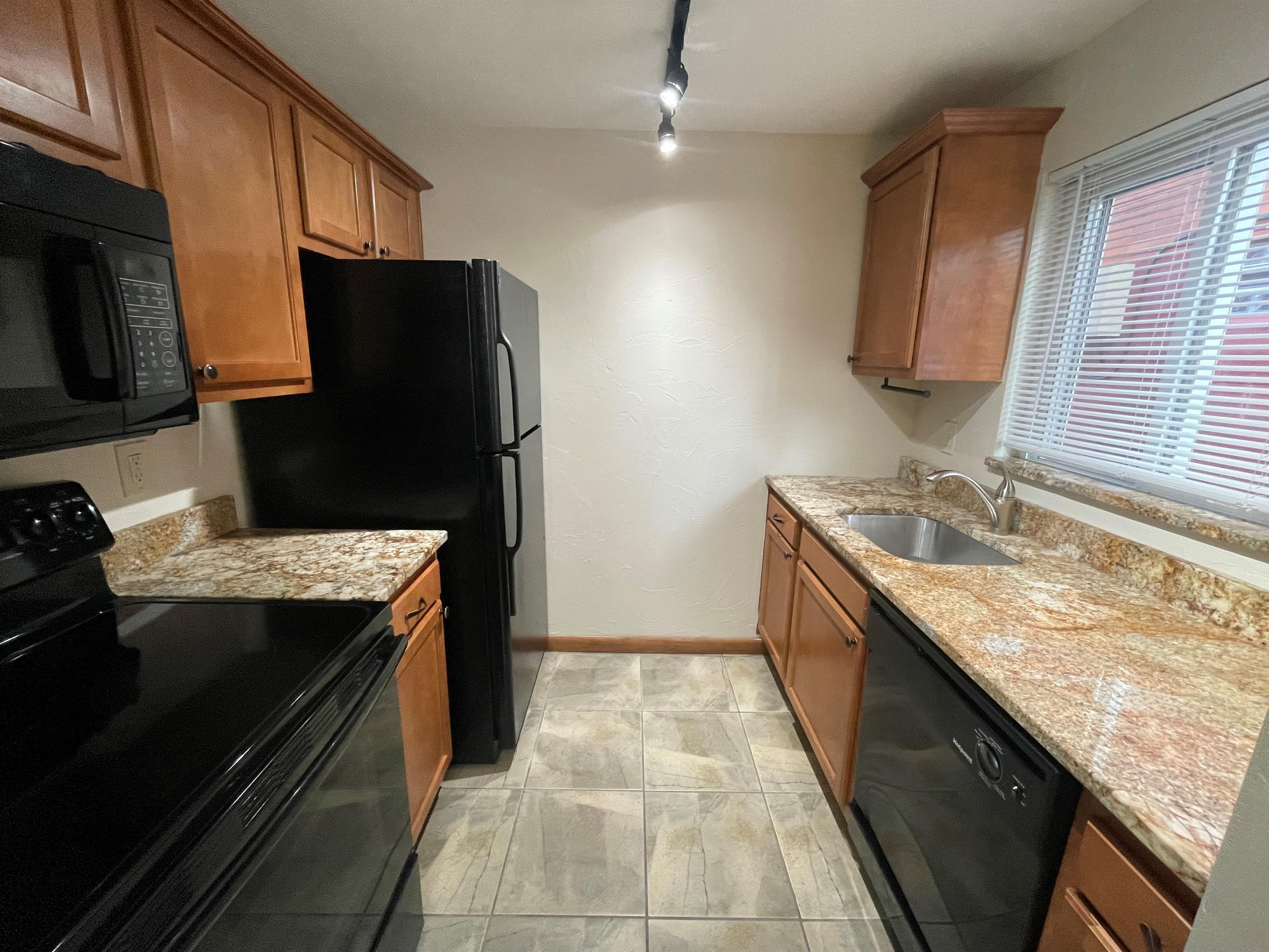140 Lacrosse St A2