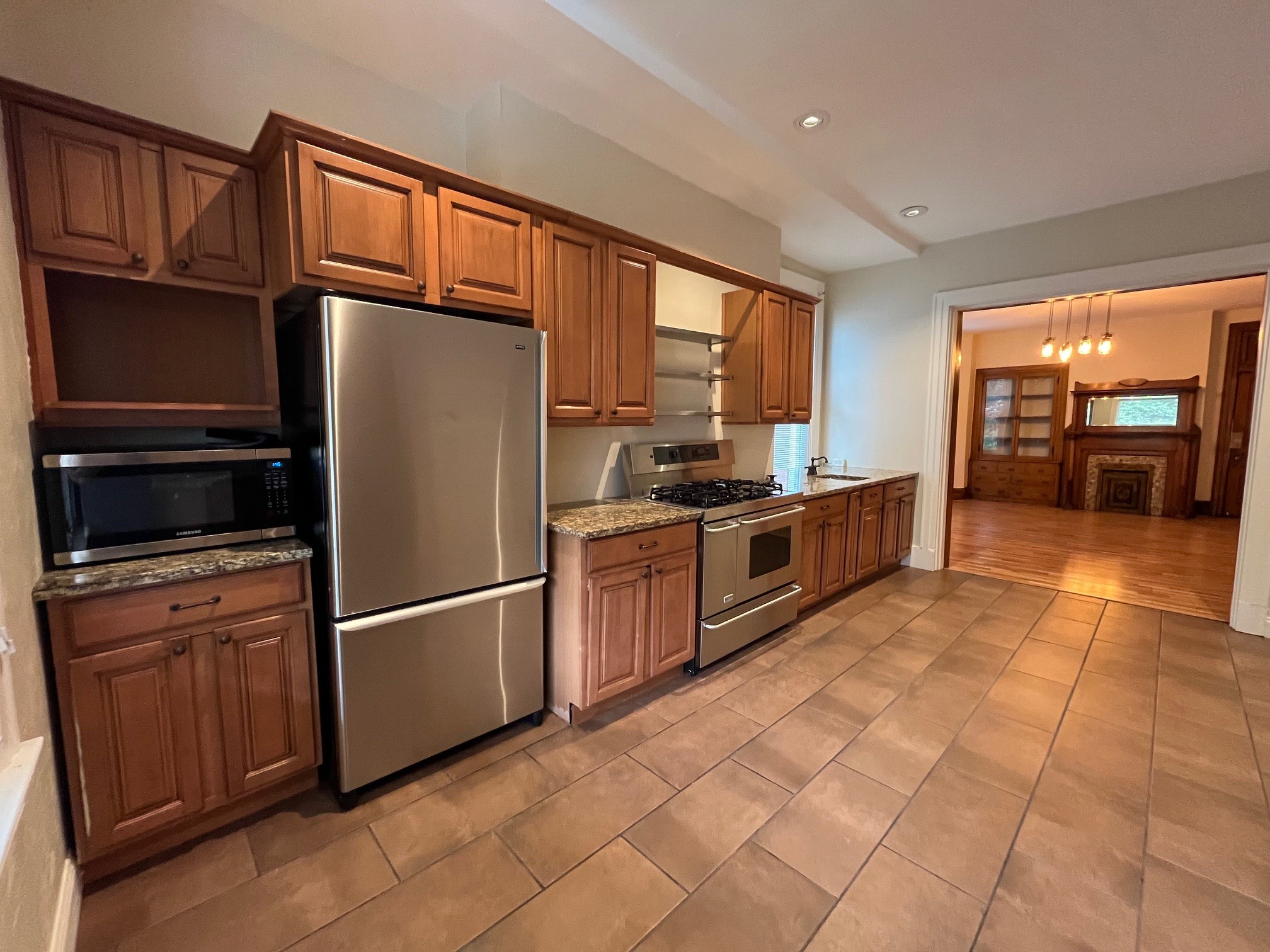 347 Stratford Avenue #1